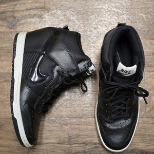 Nike Women's Dunk Sky Hi Essential Hidden Black Wedge Sneakers Size 8.5